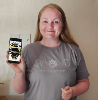 Winner Hannah Roberts-Howe background