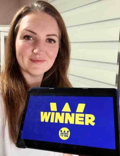 Winner Sarah Duncan, Newtonhill background