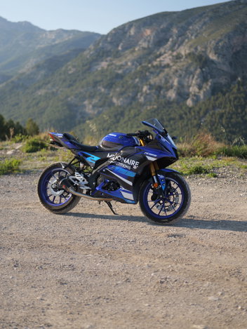 Winner Stefon W. - Yamaha R125 + £250 Instant Wins