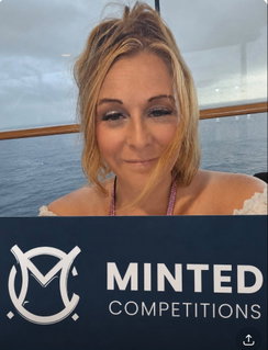Winner Caitlin Bell background