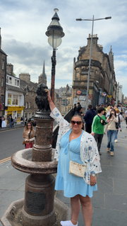 Winner Sheena Millar background