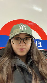 Winner Songul Acar, St Albans background